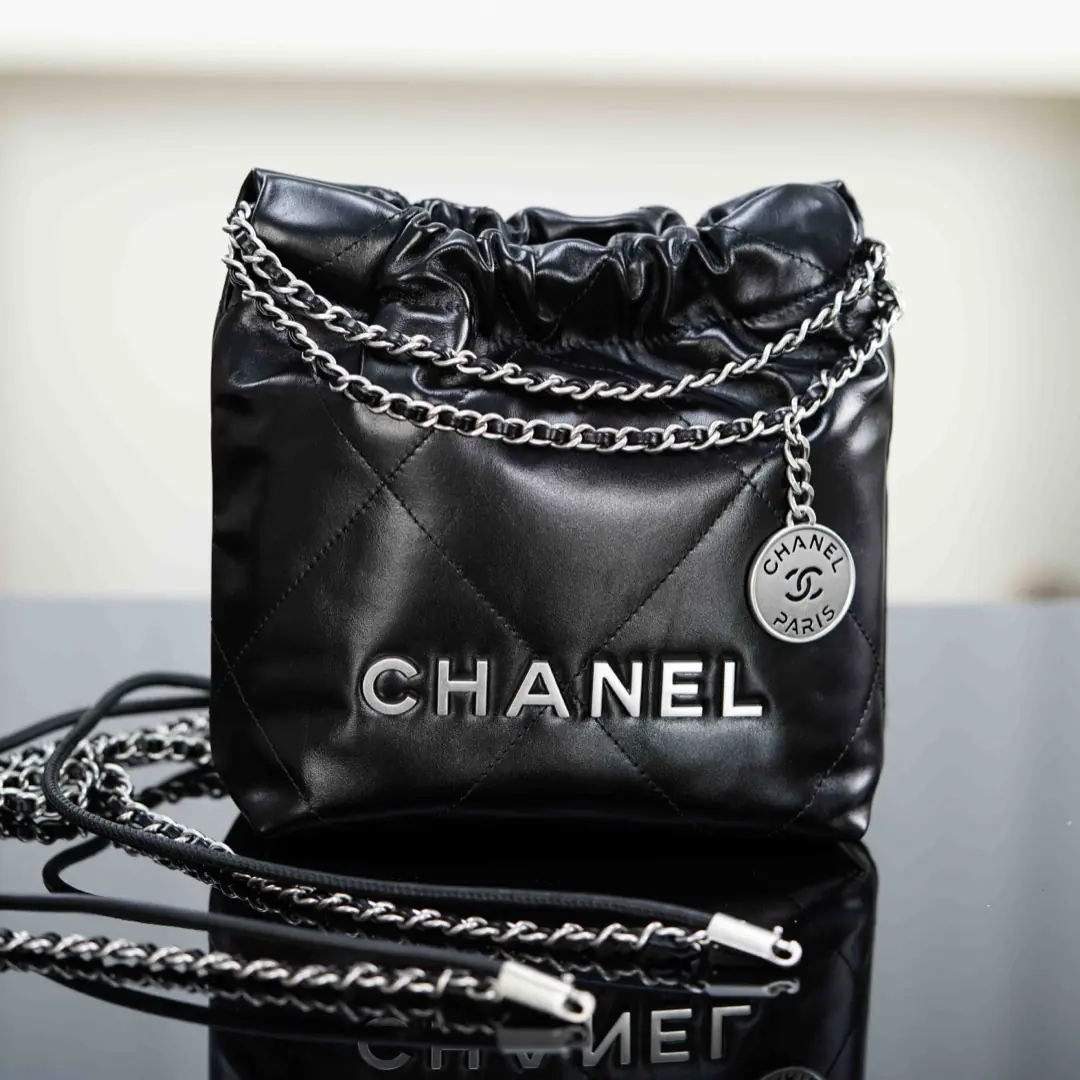 Chanel 22bag - Black